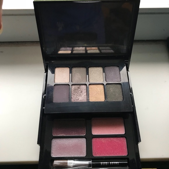 Bobbi Brown Other - Bobbi Brown Ultimate Party Palette Limited Edition